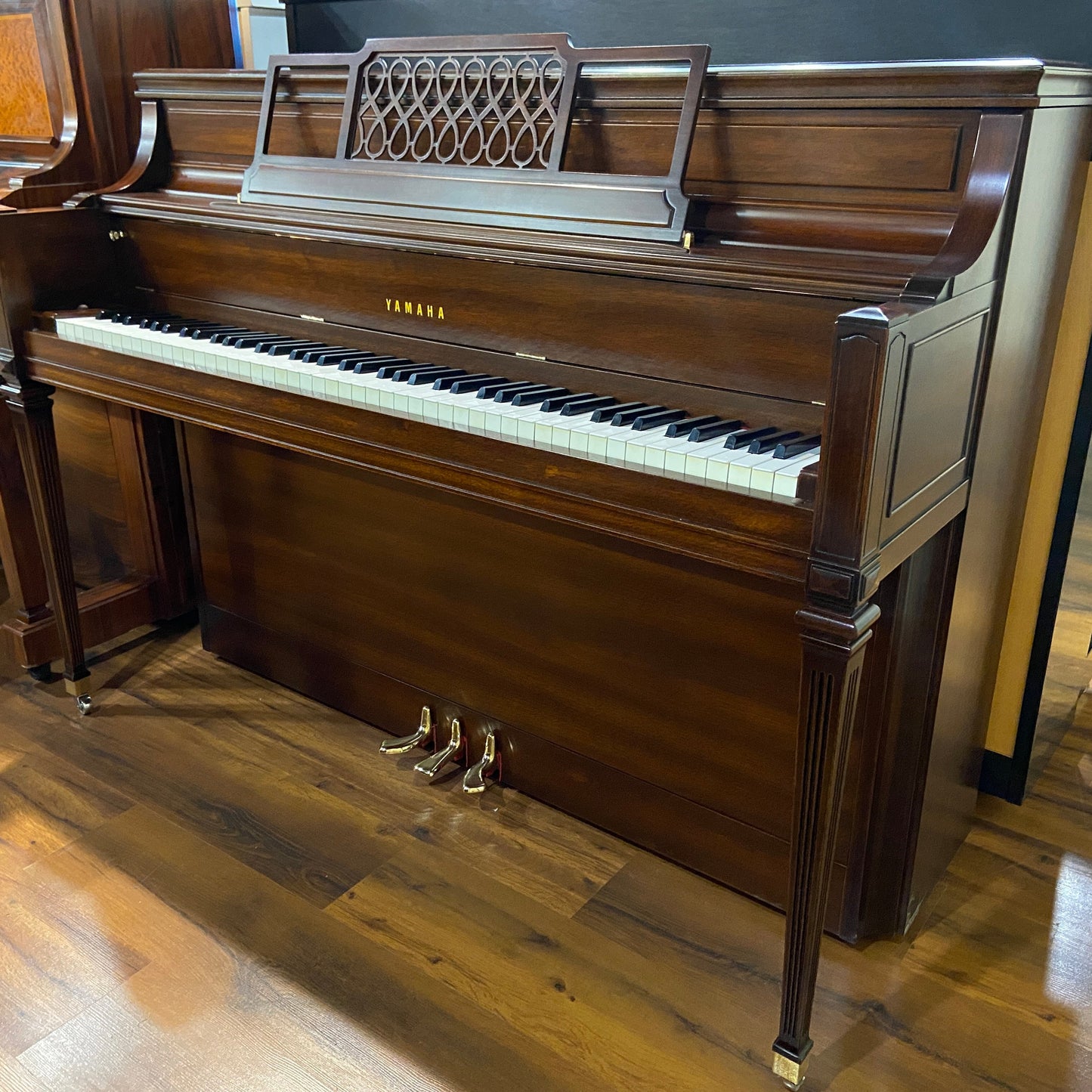 Image 2 of 1973 Yamaha Console 42"