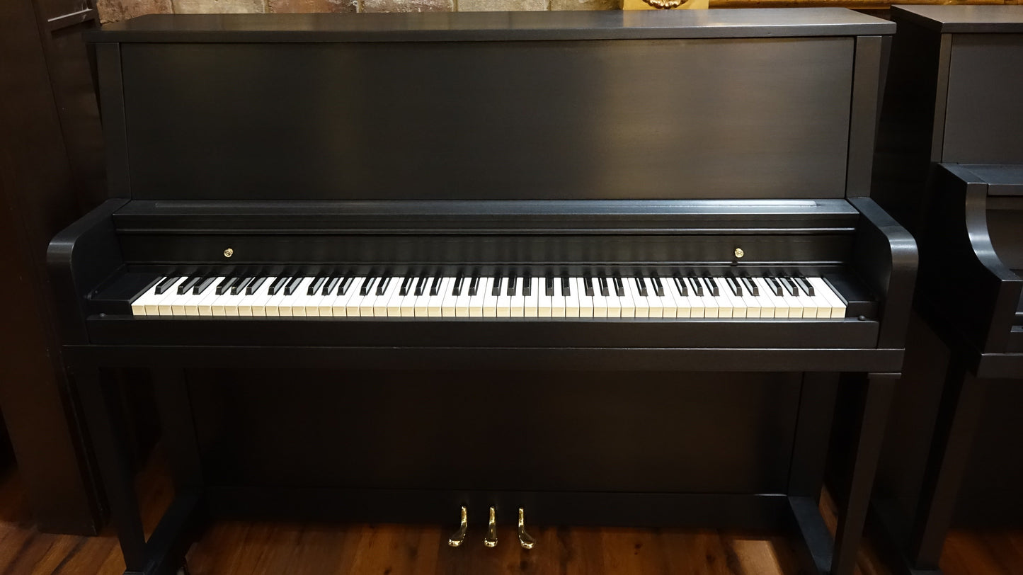 Image 2 of 1963 Everett Upright 45in