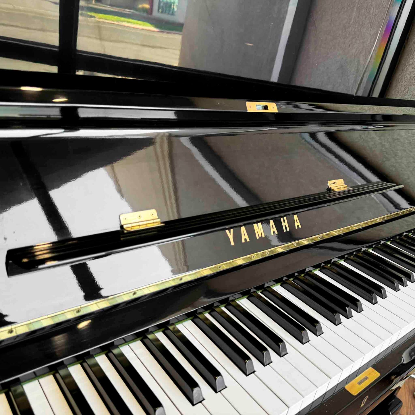 SOLD 1973 Yamaha U3 52" Polished Black Upright Piano
