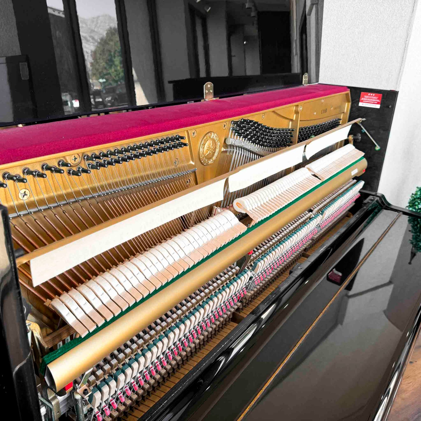 1987 Yamaha U1 48" Polished Black Upright Piano