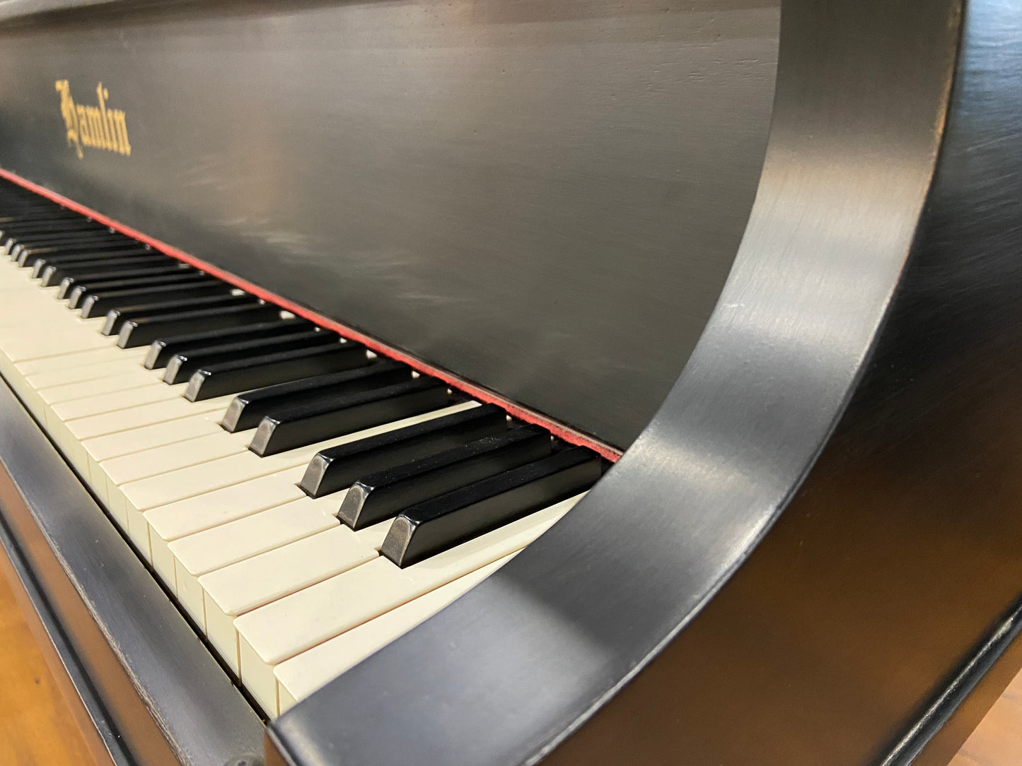 SOLD 1927 Hamlin Grand / Satin Ebony / 5'