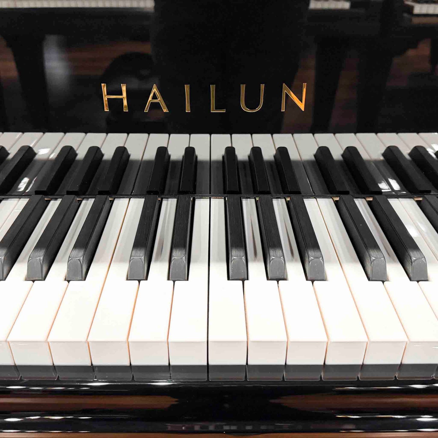 Hailun 178 5'10" Polished Black Grand Piano