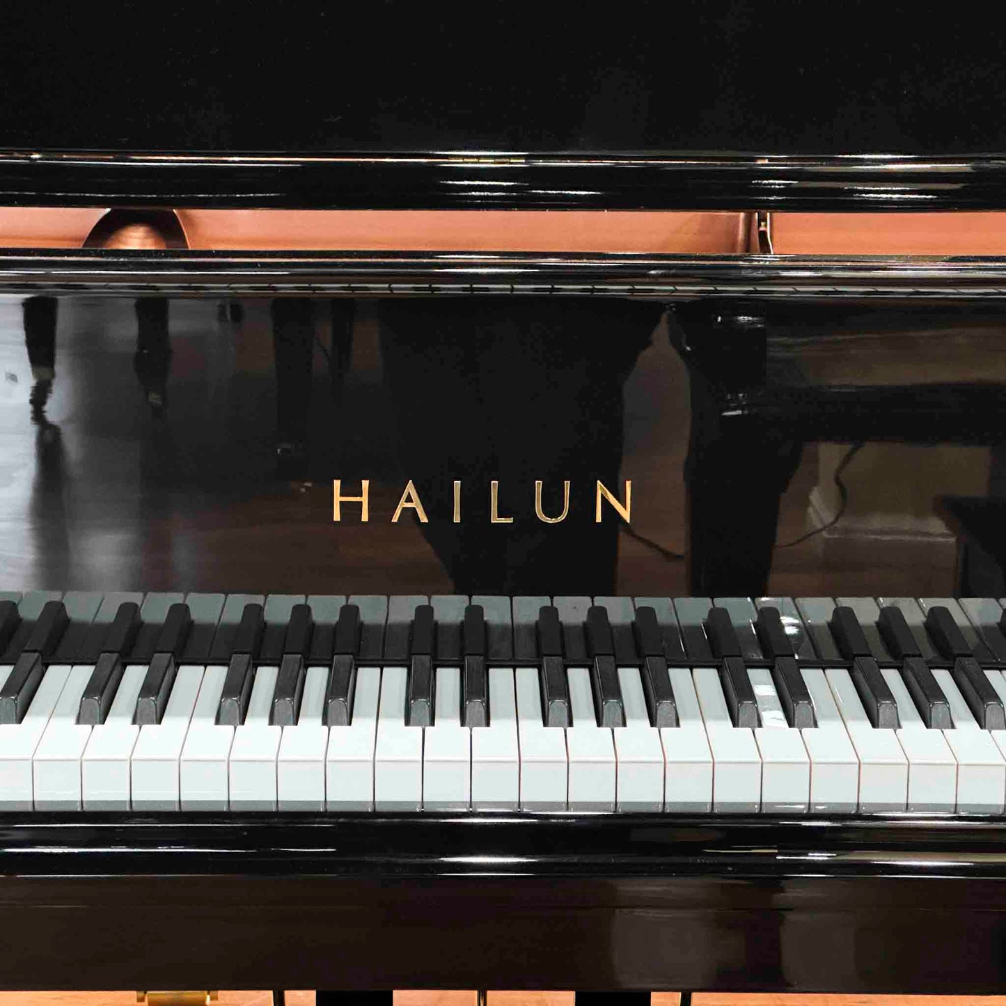 SOLD Hailun 151 5' Polished Black Baby Grand Piano