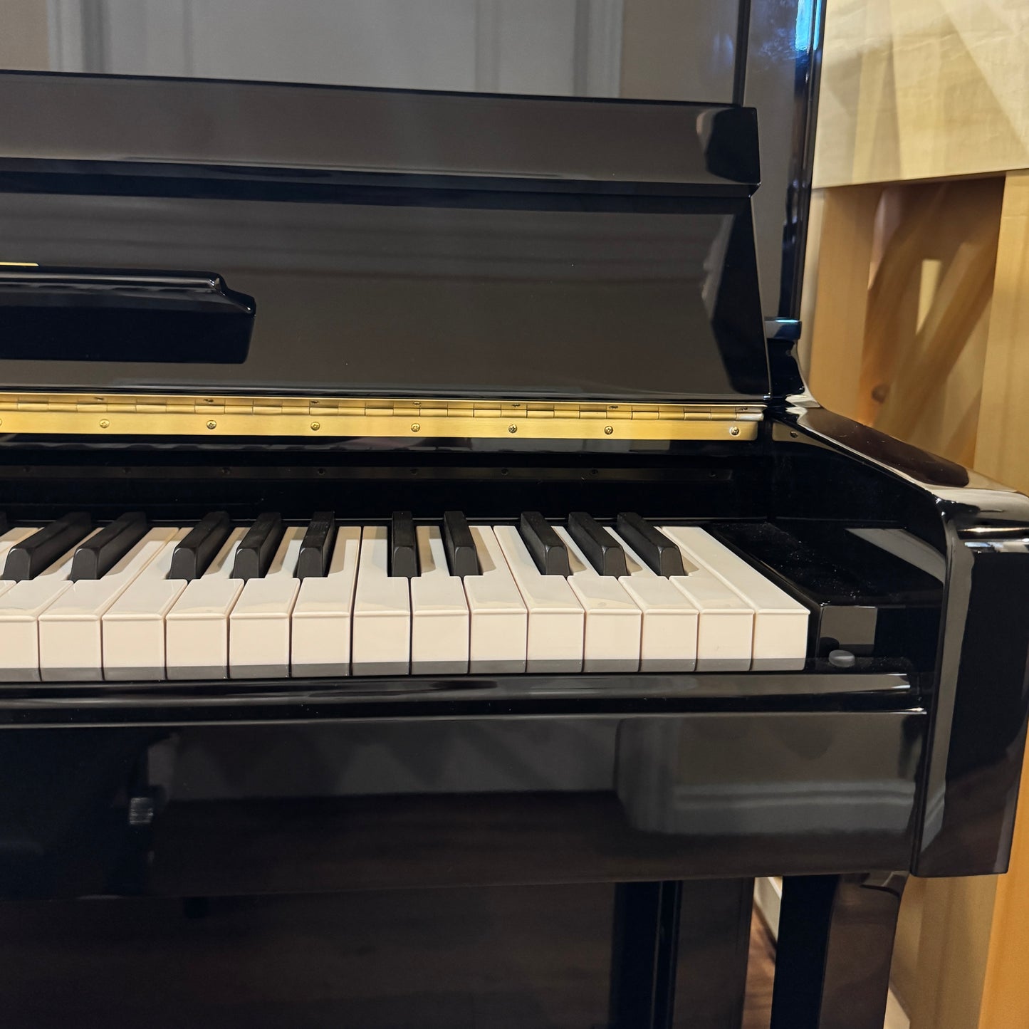 SOLD Hailun 121 48" Polished Black Upright Piano