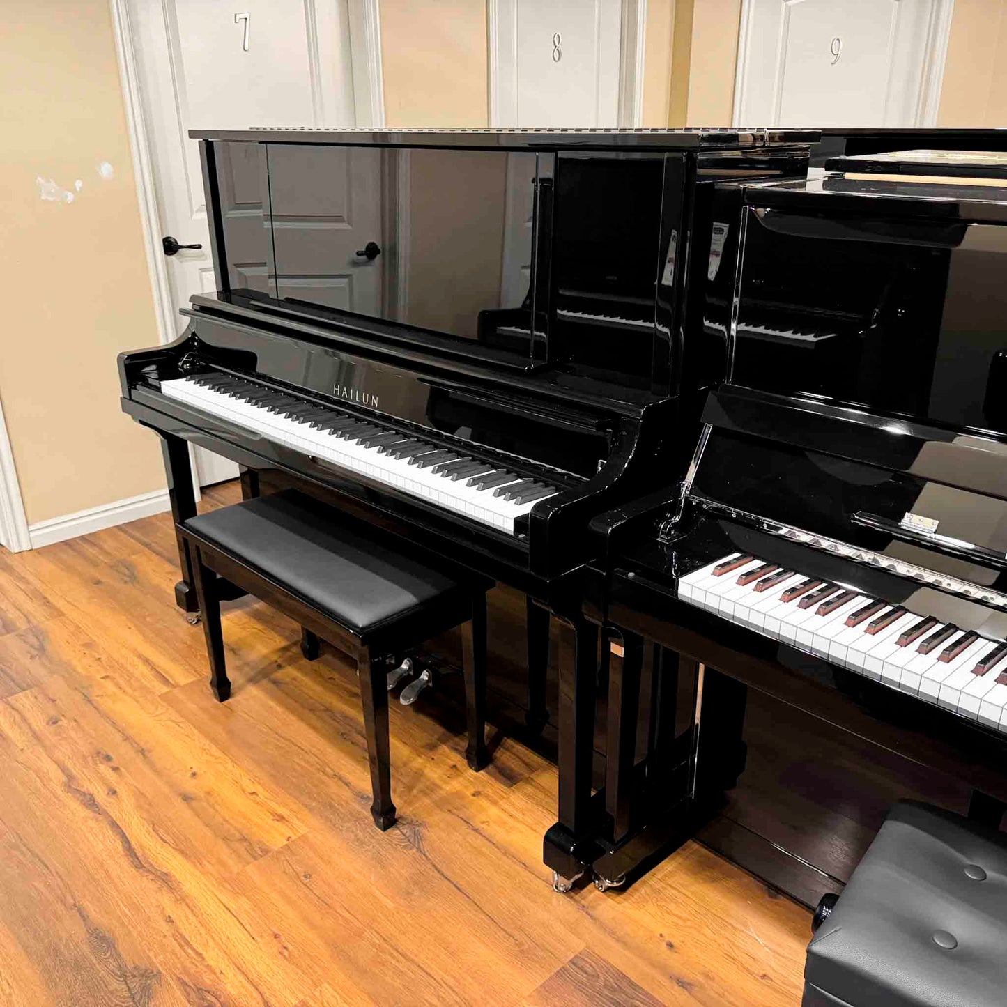Hailun 7P 52" Polished Black Upright Piano with Self Playing System