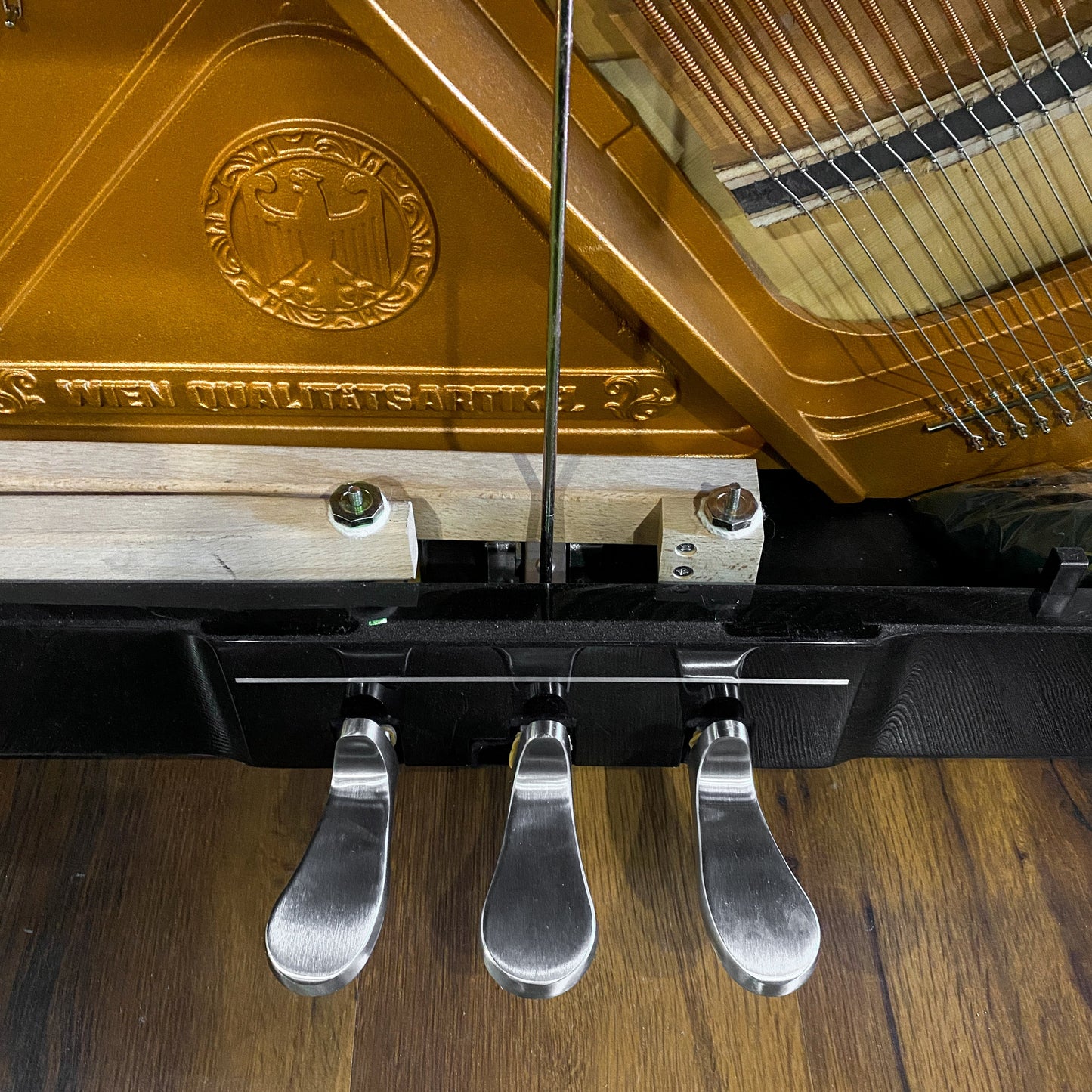 Image 12 of Hailun VI33 Polished Black