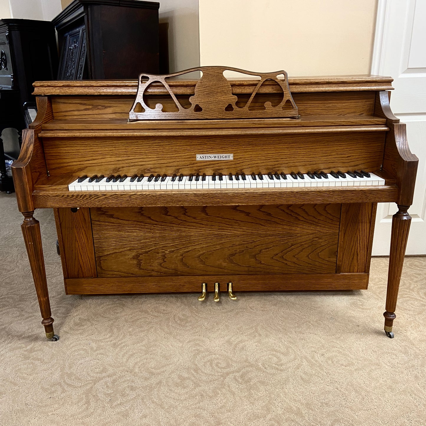 Image 6 of 1980 Astin Weight Console 42" / Walnut