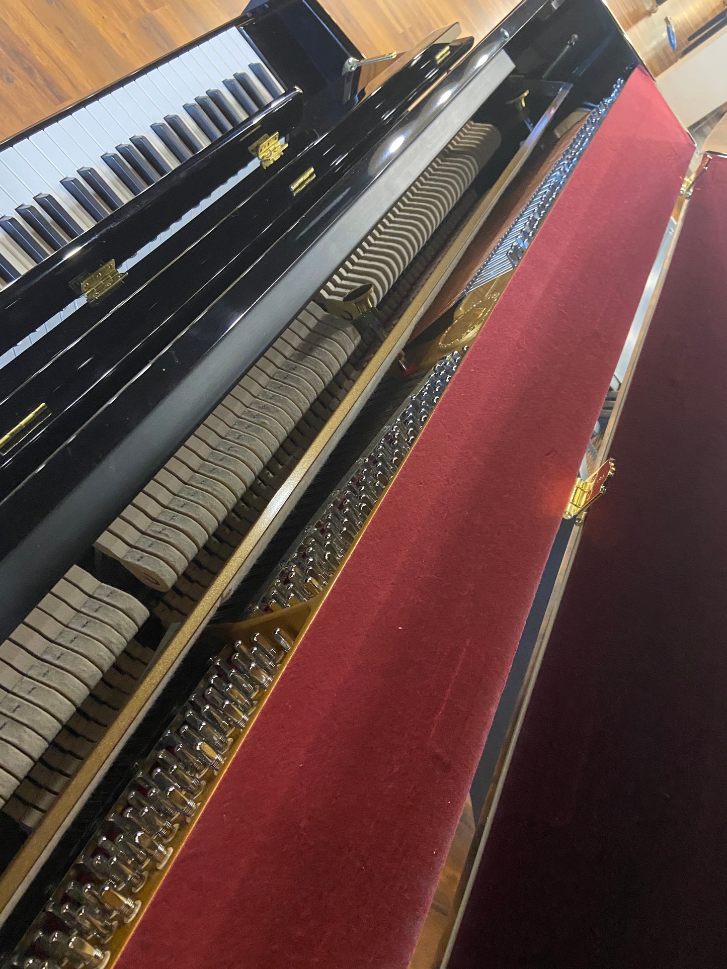 Image 7 of 2018 Hobart & Cable Upright 43"