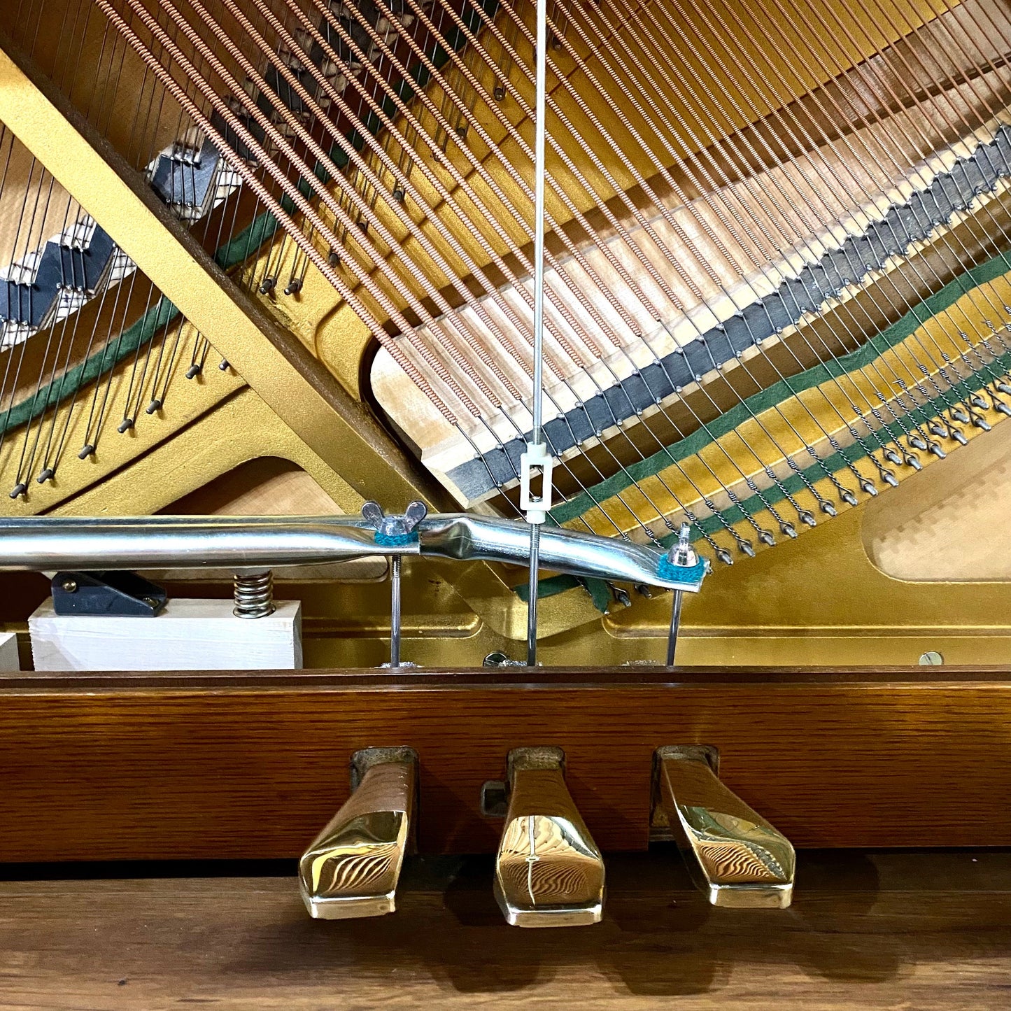 Image 12 of 1988 Young Chang 42" / Walnut Console