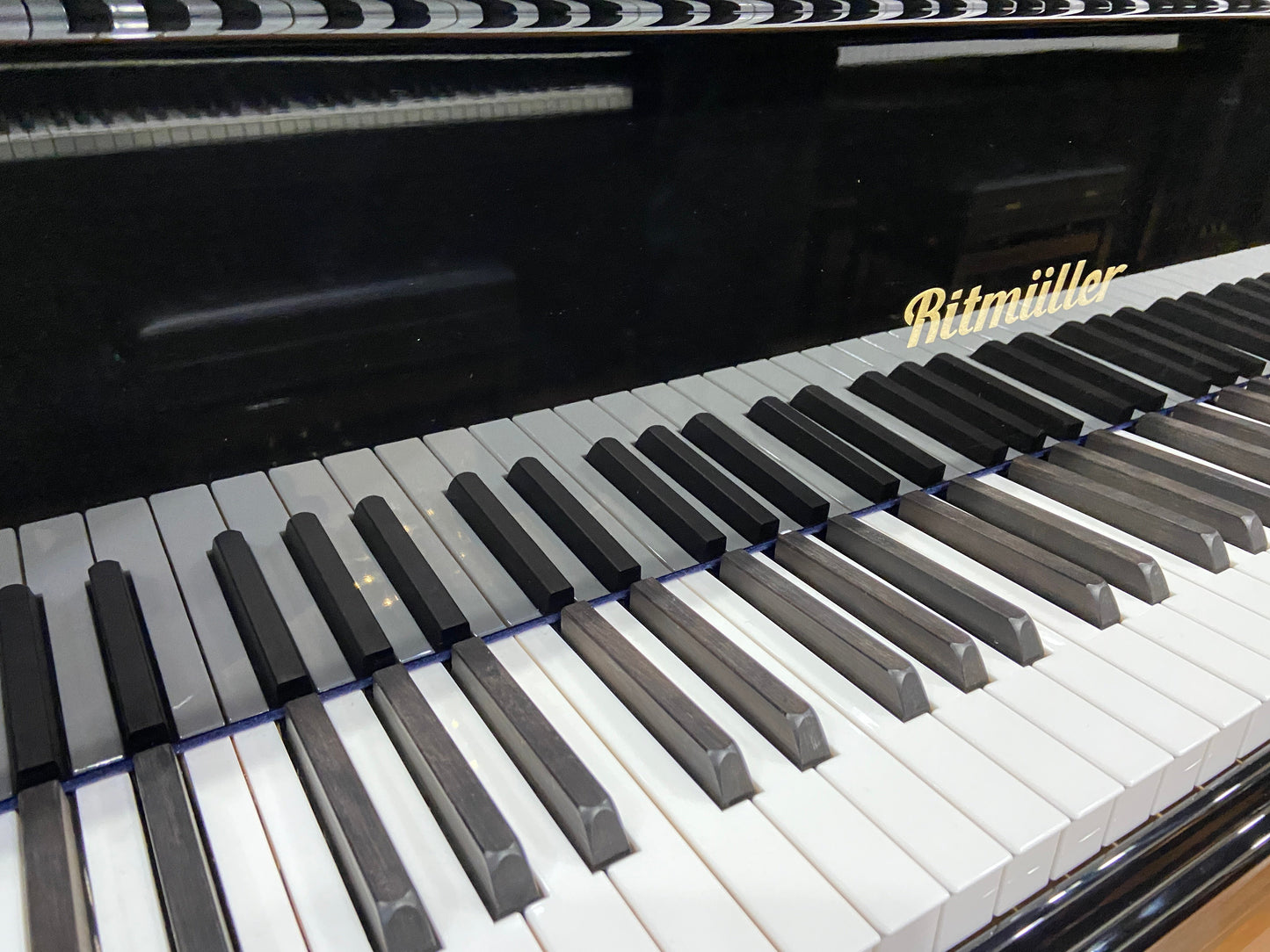 Image 4 of Ritmuller RS 173 Grand 5'7" with QRS Self Playing System