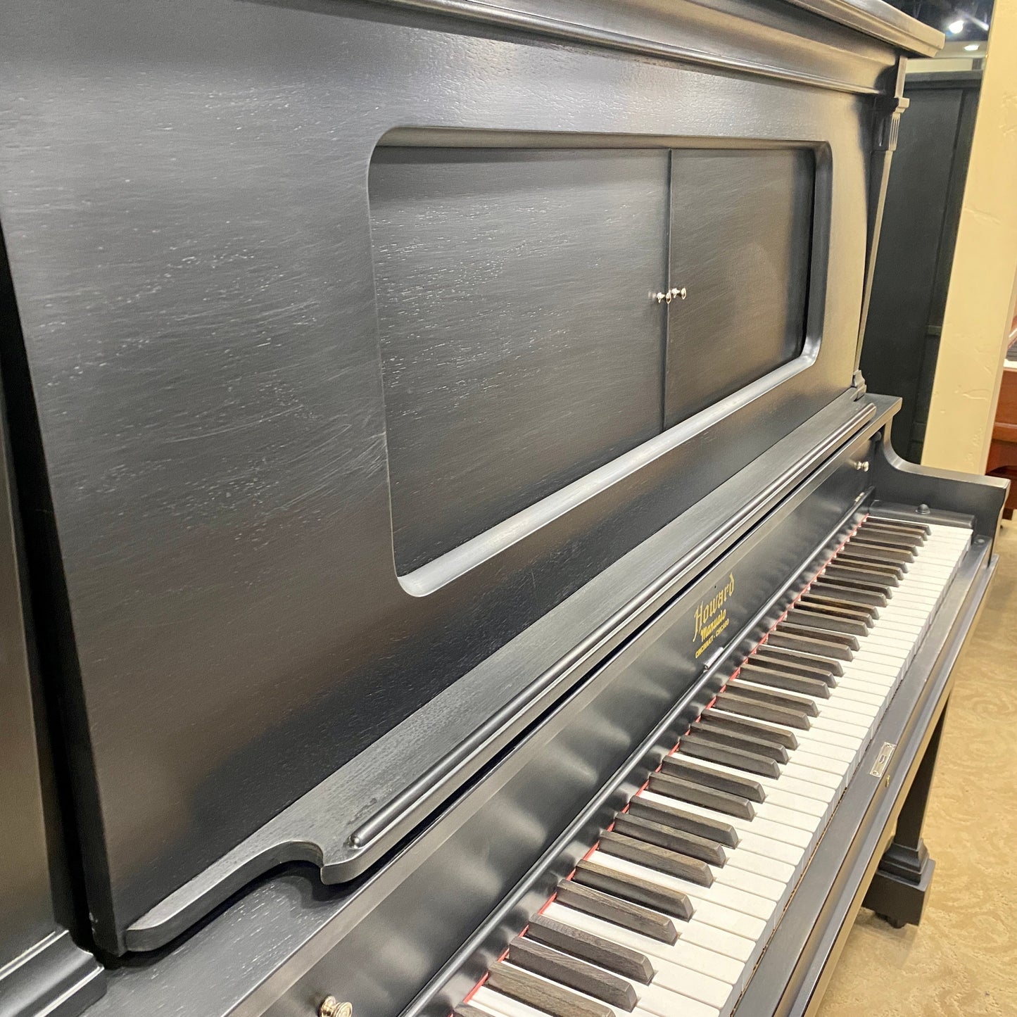 Image 9 of 1916 Howard Upright 57" / Satin Black