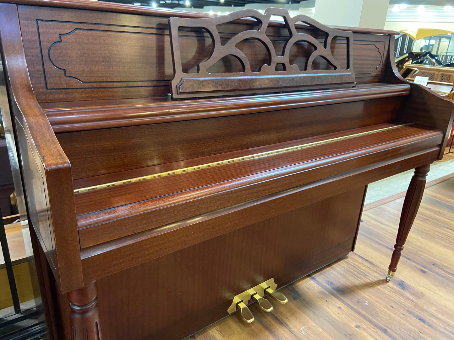 Image 2 of 1990 Samick 44" Upright