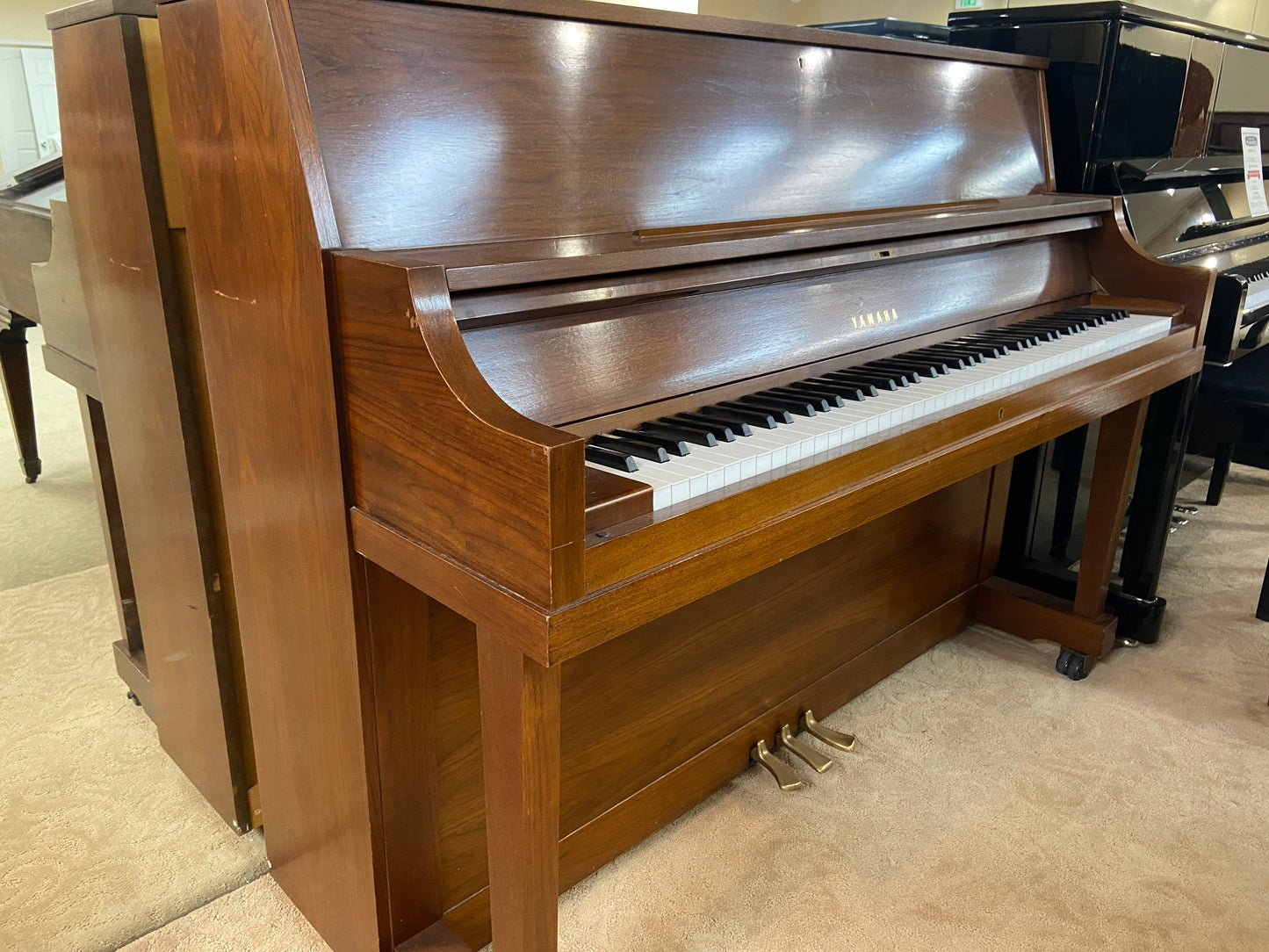 Image 20 of 1994 Yamaha P22 45" Upright Piano / Walnut