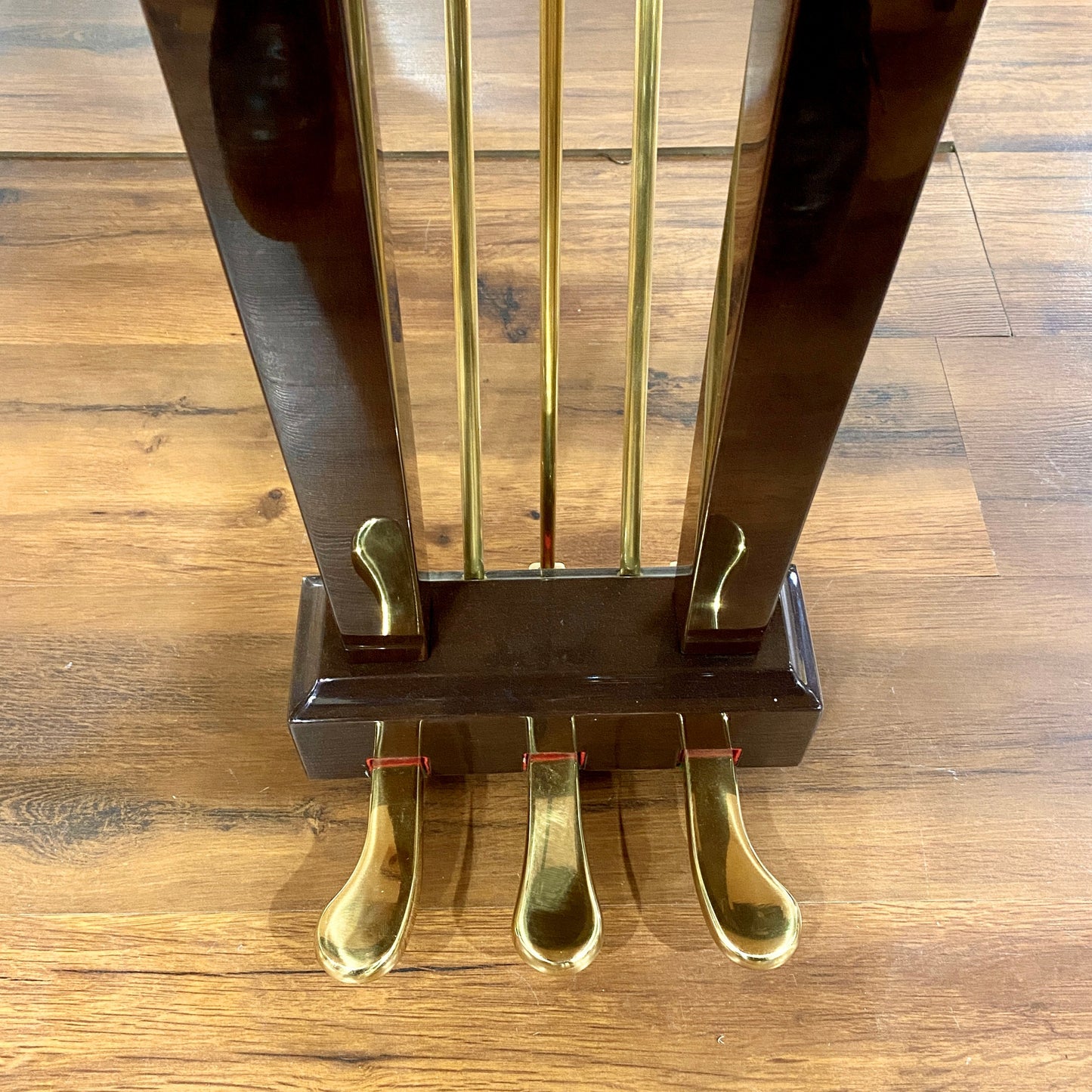 Image 6 of Hallet Davis 160 /5'3" Polished Walnut