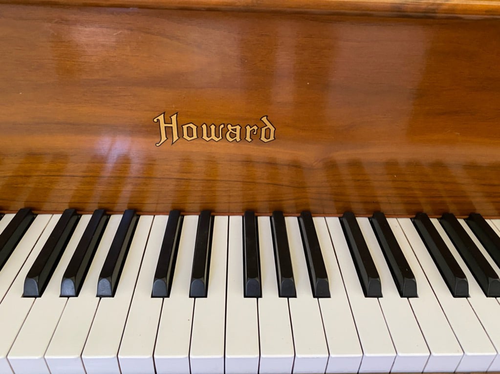 Image 15 of 1969 Howard Grand Piano / 5' / Walnut