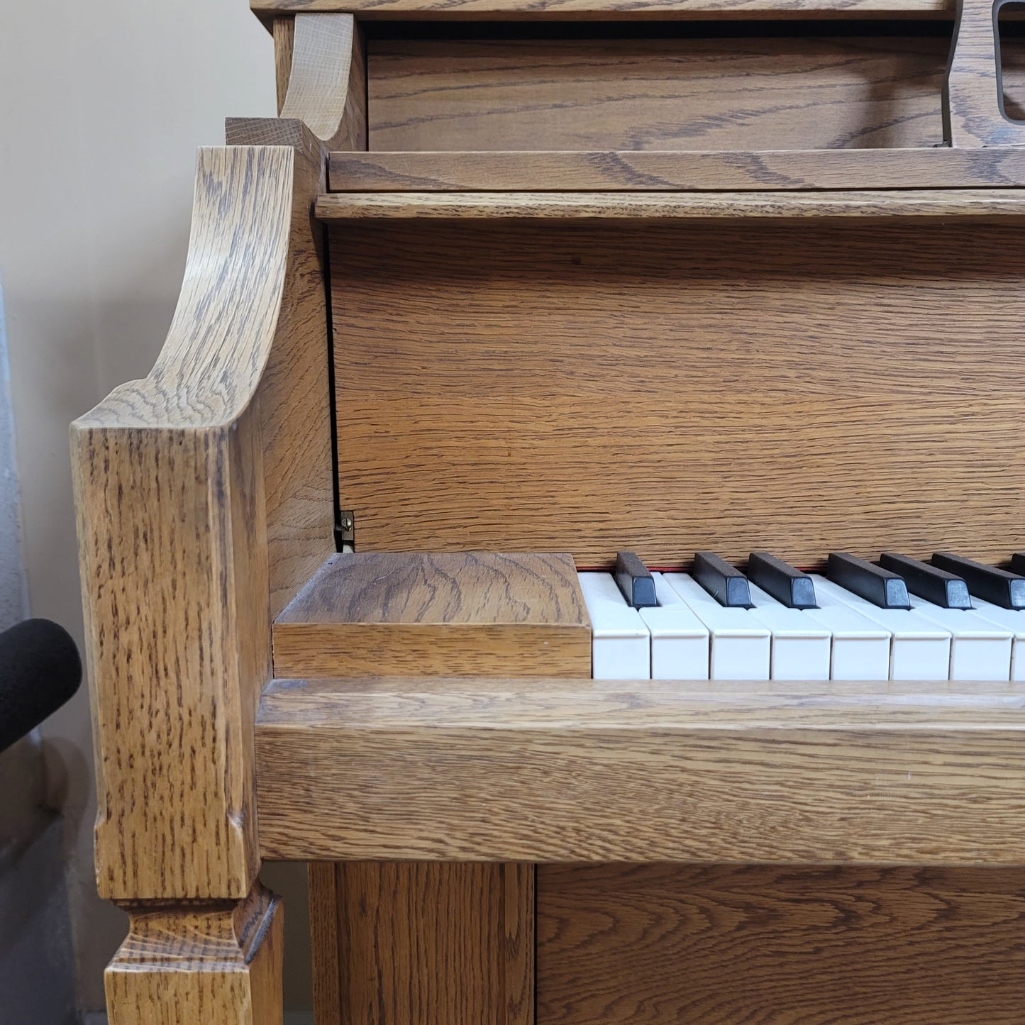 AVAILABLE TO RESTORE: CALL FOR CUSTOM PRICING - 1982 Astin-Weight 42" Oak Console Piano