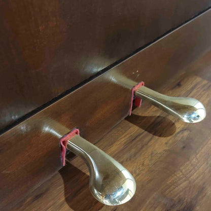 1982 Wurlitzer P-137 37" Walnut Wood Finish Spinet Piano