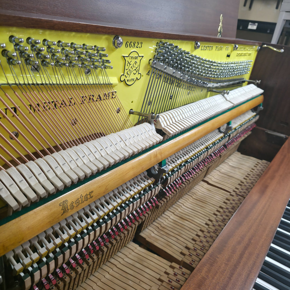 1916 Lester 53" Upright photo 4