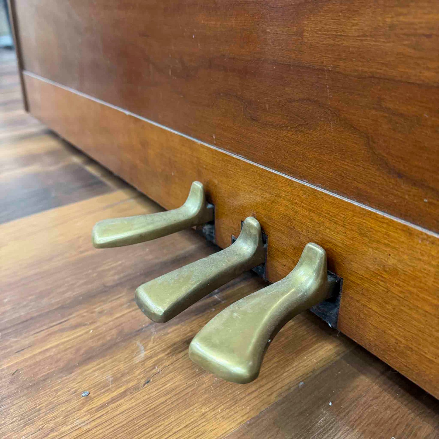 SOLD 1993 Yamaha M305 44" Wood Finish Commissioned Console Piano