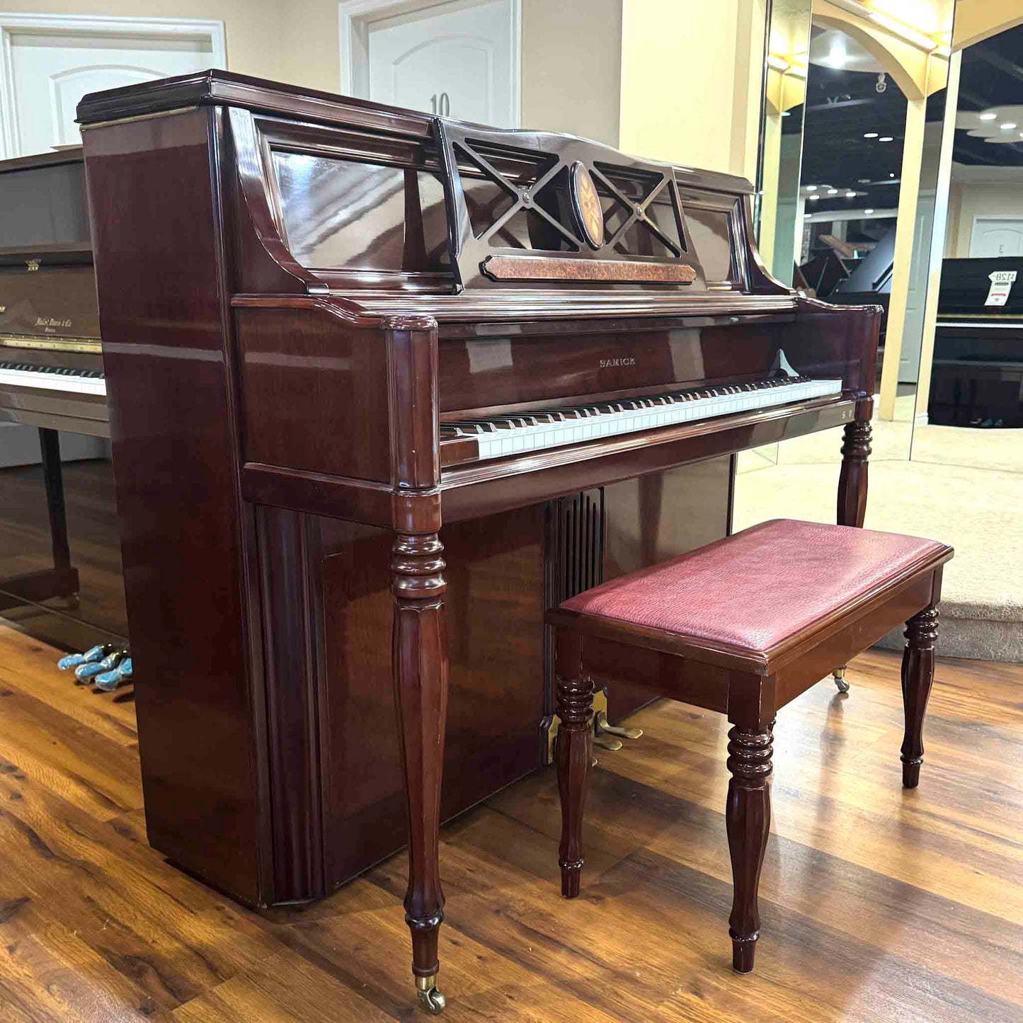 2000 Samick WSU-118T 47" Polished Mahogany Studio Piano