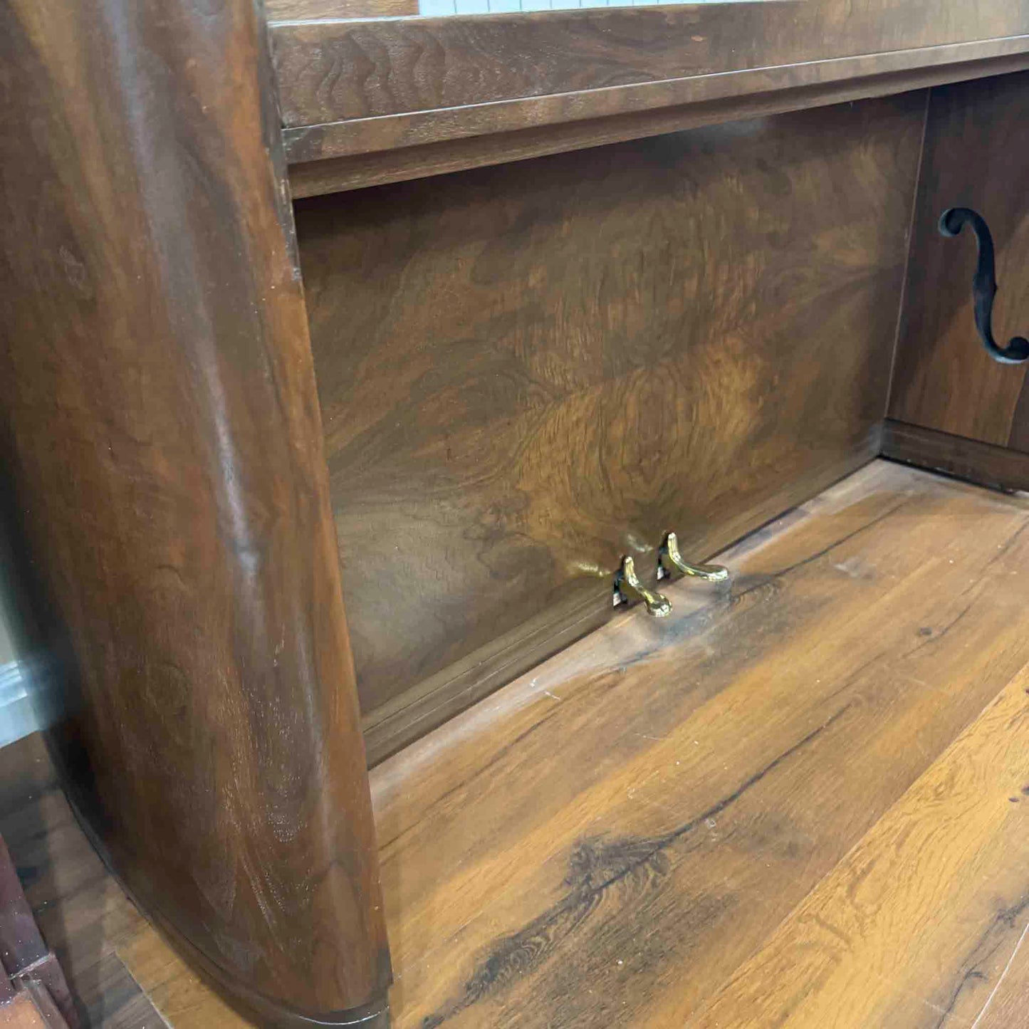 SOLD 1937 Wurlitzer 34" Wood Finish Commissioned Spinet Piano