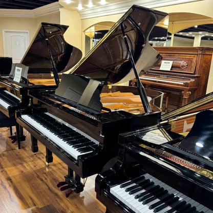 A. Geyer GG-170 5'7" Polished Black Grand Piano