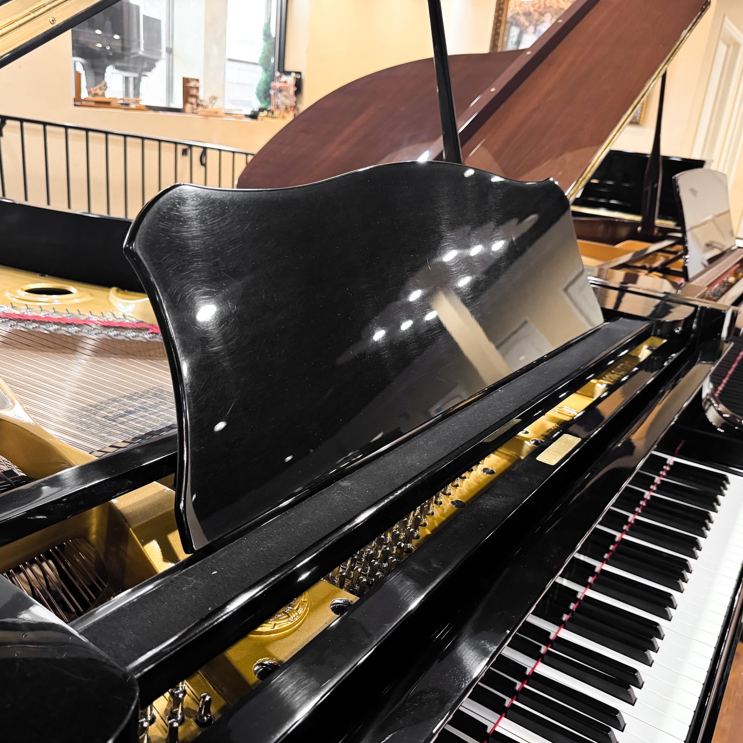 1978 Yamaha C7 7'6" Grand Piano / Polished Black