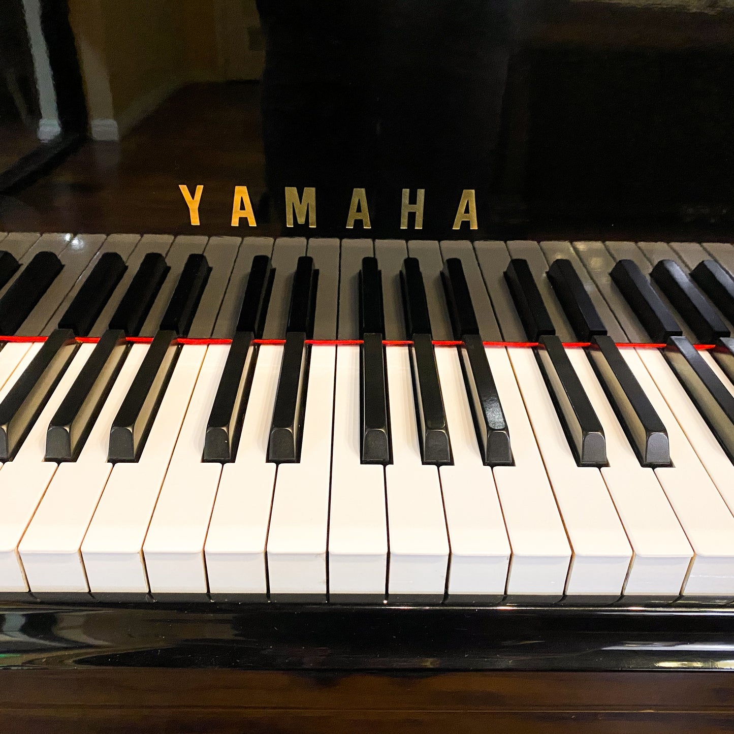 1978 Yamaha C7 7'6" Grand Piano / Polished Black