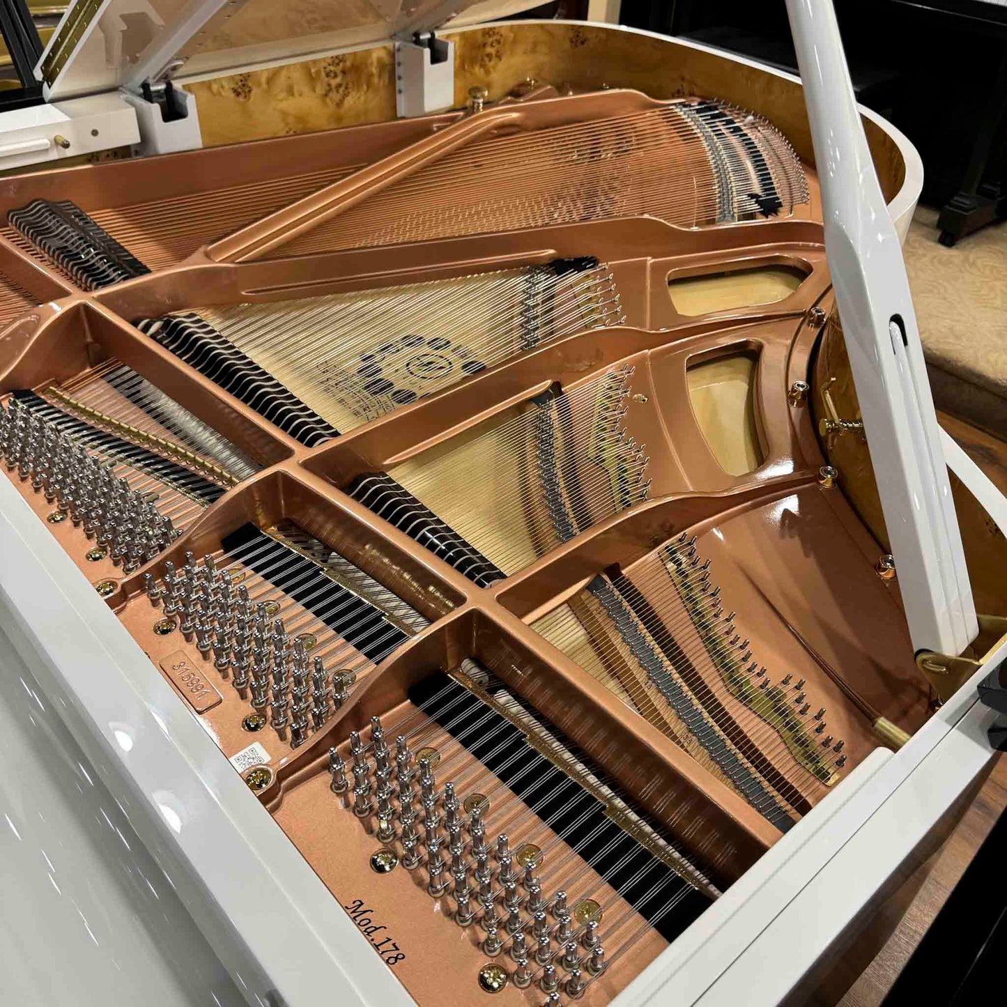 Hailun 178 5'10" Polished White Grand Piano
