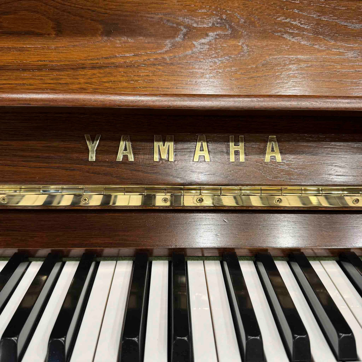 1984 Yamaha W120BW 48" Satin Walnut Upright Piano