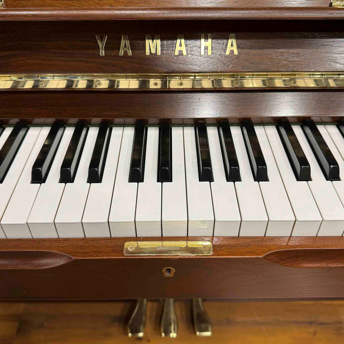 1984 Yamaha W120BW 48" Satin Walnut Upright Piano