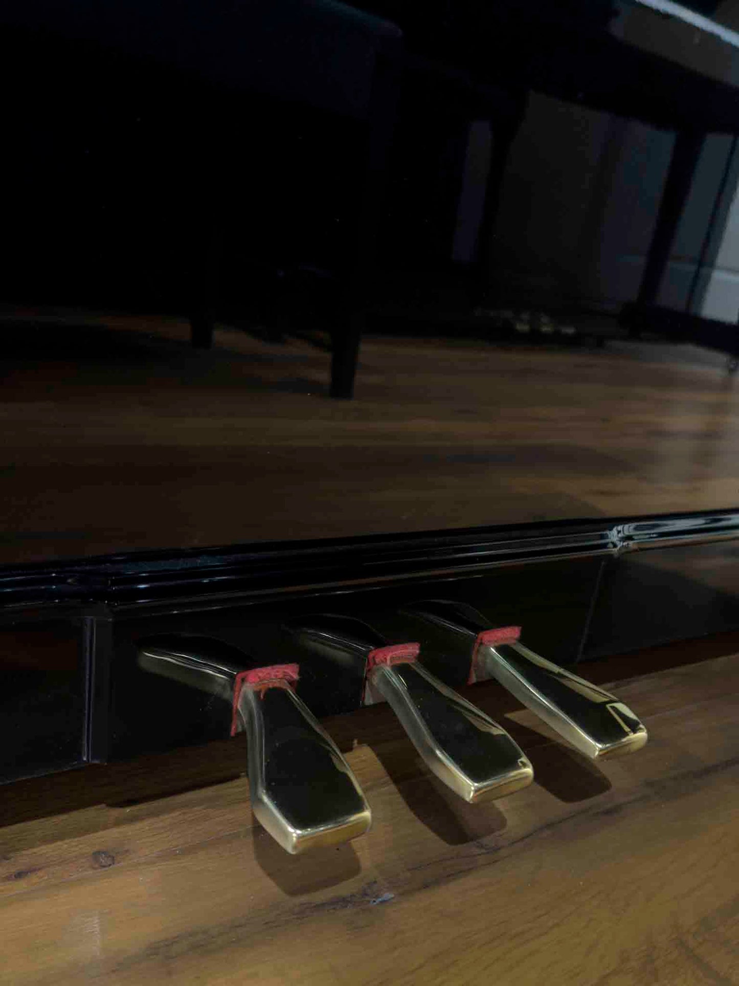 1980 Yamaha YUA 52" Polished Black Upright Piano