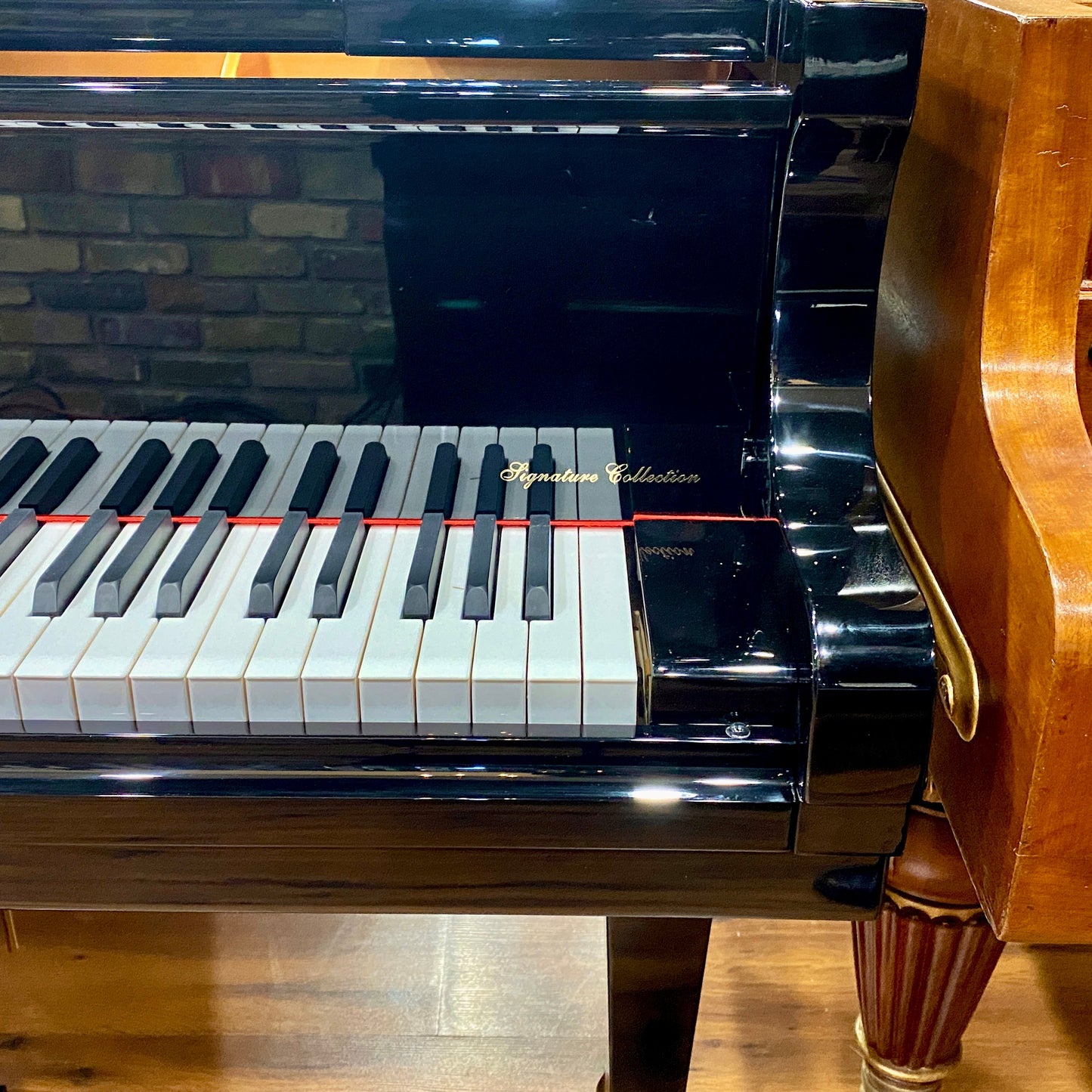 Image 4 of Hallet Davis188 Black Polish with QRS Self Playing System