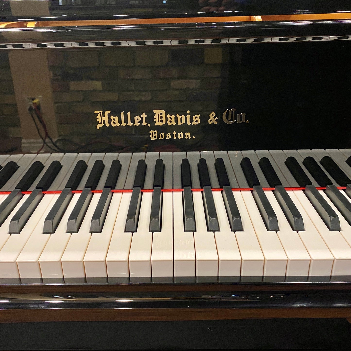 Image 6 of Hallet Davis188 Black Polish with QRS Self Playing System